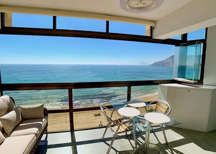 Clubrent - Edf Calpemar, Planta 8, Primera Linea